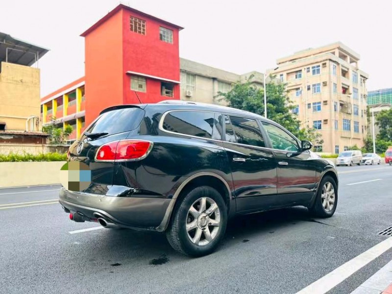 东莞09年别克昂科雷8