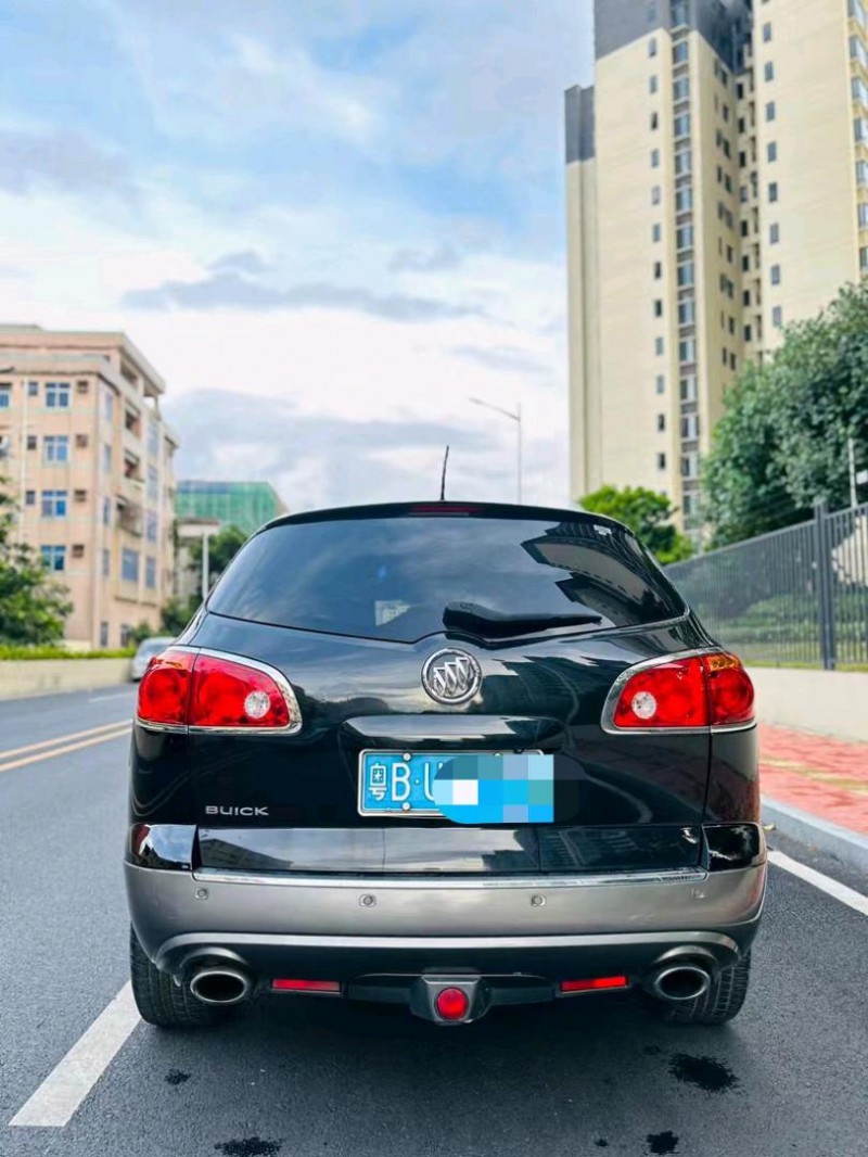 东莞09年别克昂科雷9