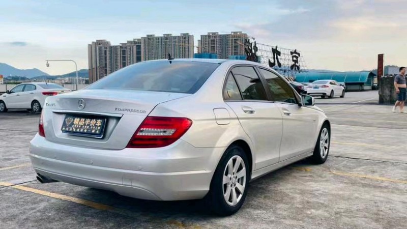 东莞12年奔驰C7