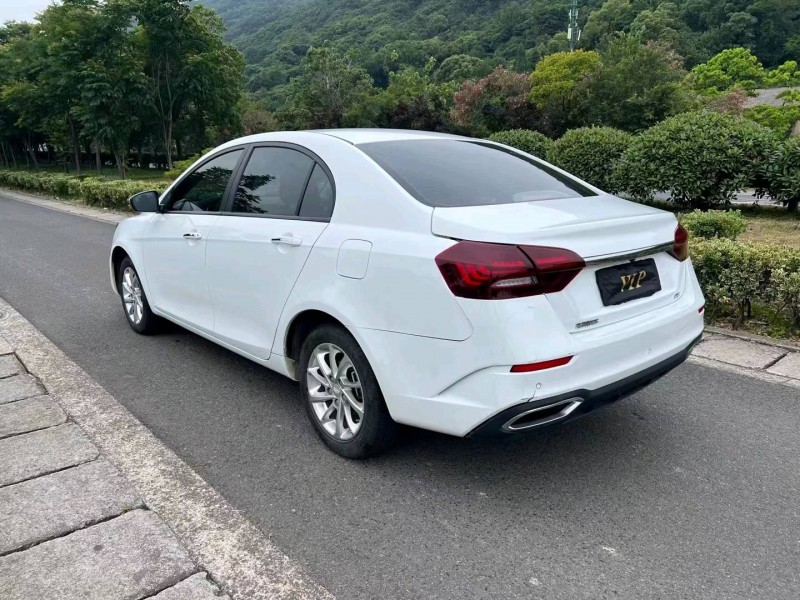 湖州21年吉利帝豪7