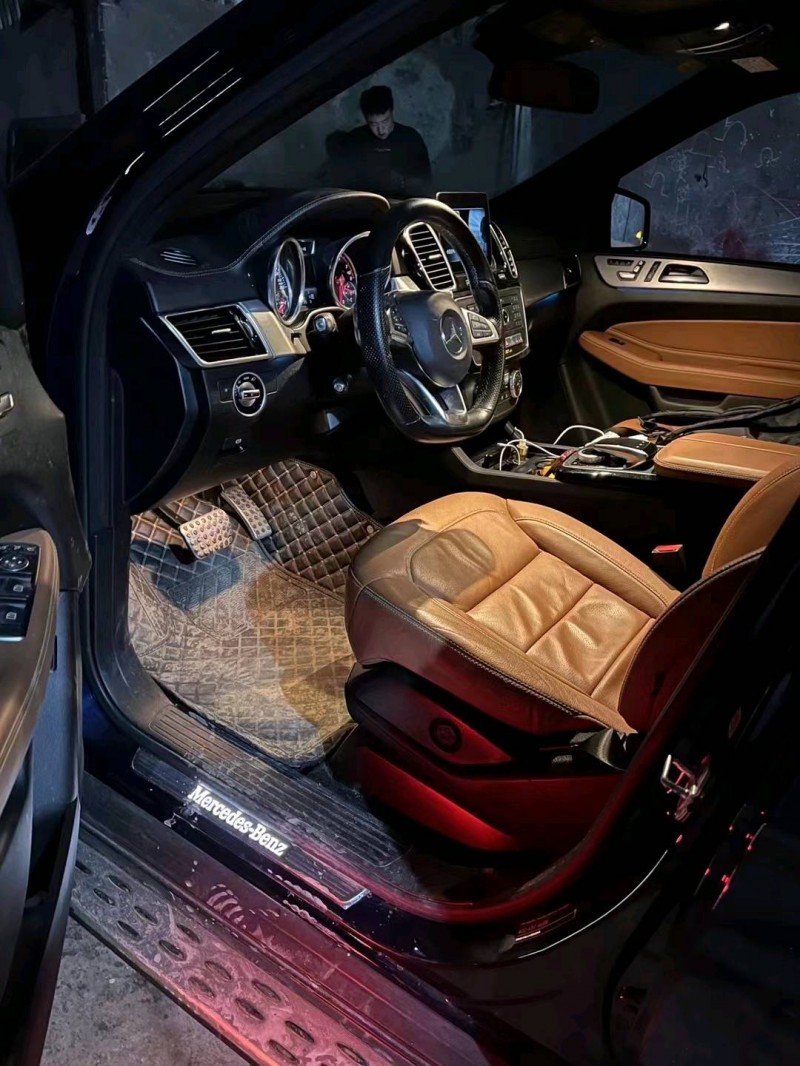 重庆16年奔驰GLE9