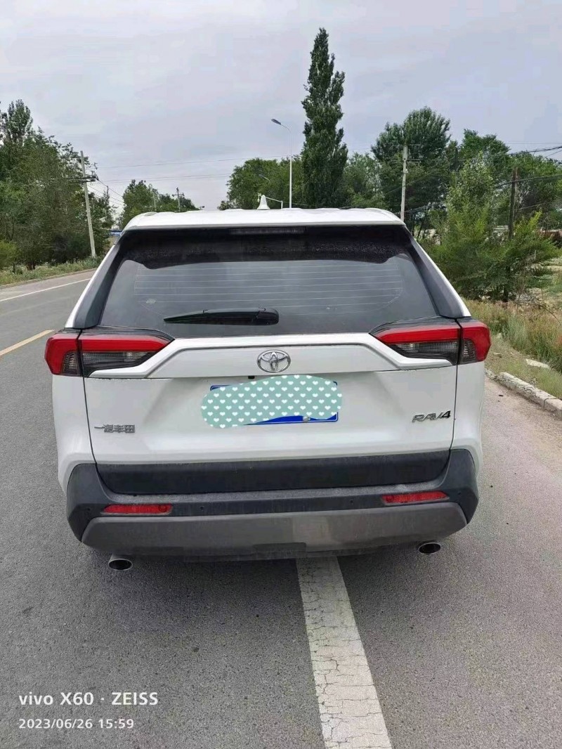 邯郸23年丰田RAV42