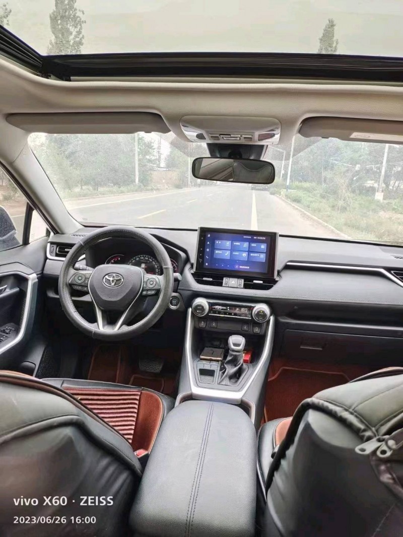 邯郸23年丰田RAV45