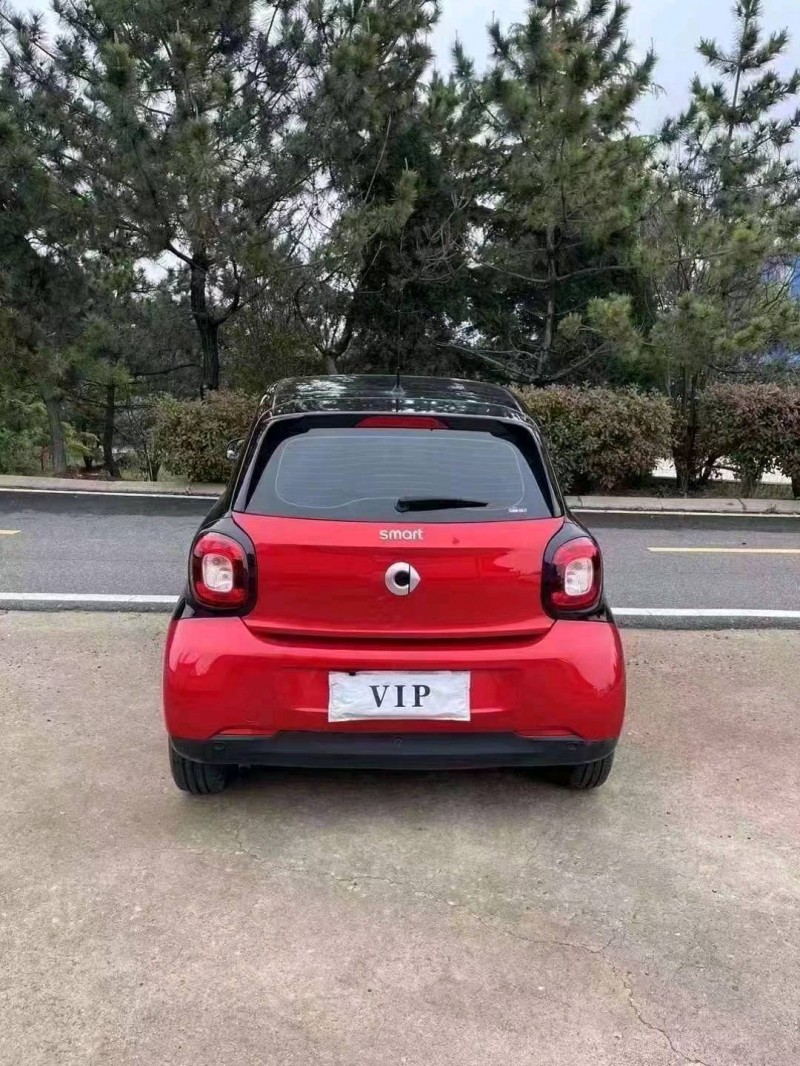 青岛18年奔驰smart9