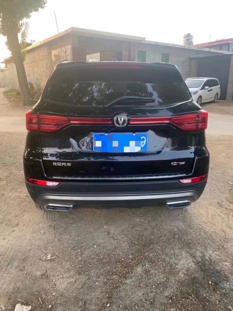 邯鄲22年長安汽車CS752