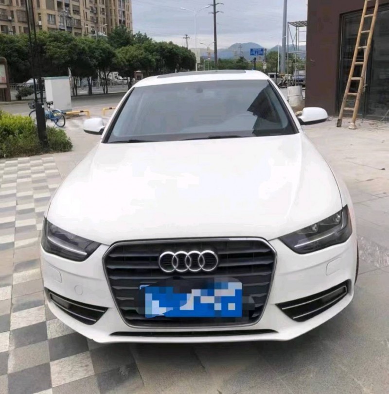 嘉兴14年奥迪A4L1