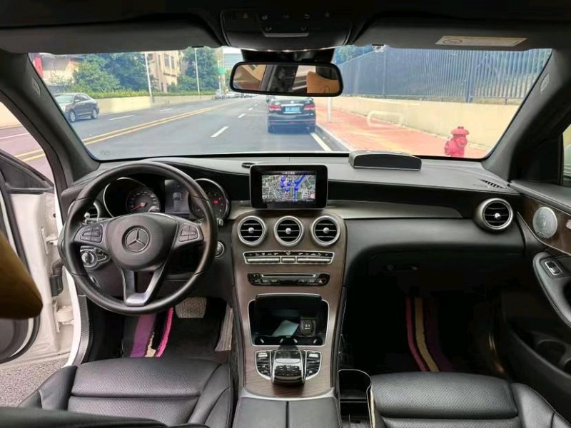 东莞19年奔驰GLC5