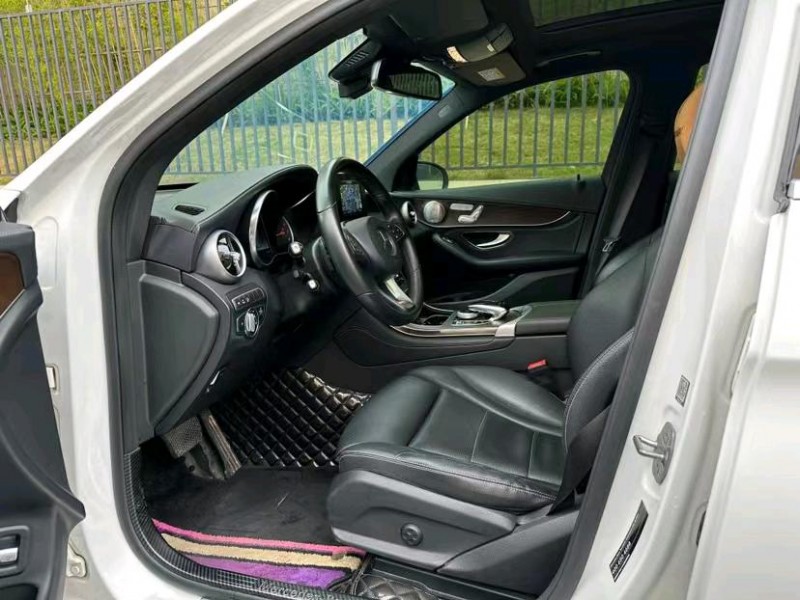 东莞19年奔驰GLC6