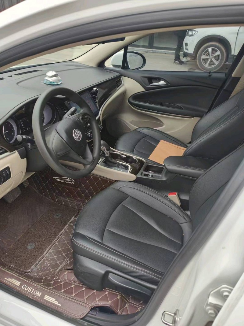 宜昌18年别克威朗7