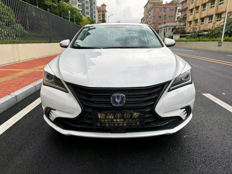 東莞18年長安汽車逸動1