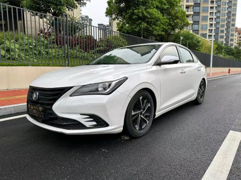 東莞18年長安汽車逸動3