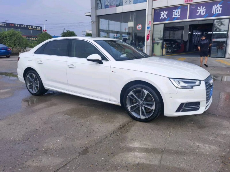 保定19年奥迪A4L3
