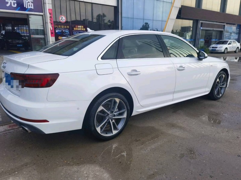 保定19年奥迪A4L4