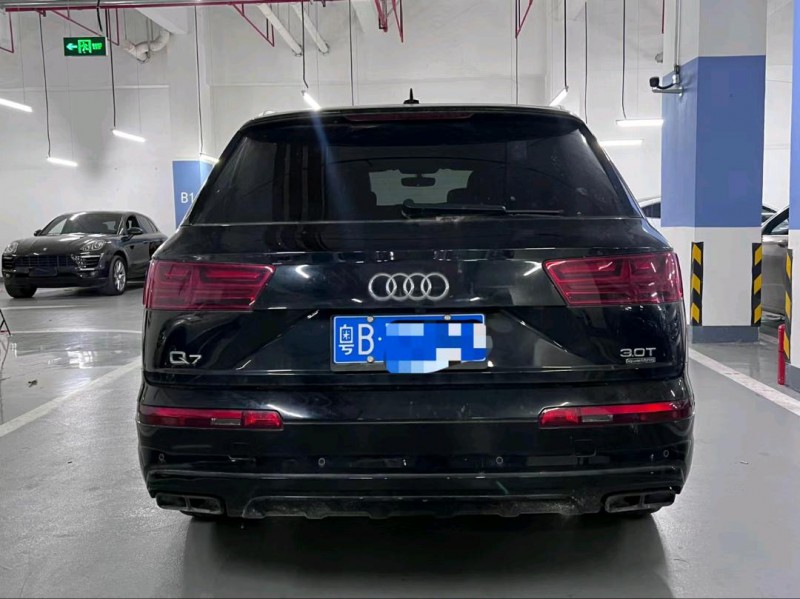 广州19年奥迪Q79