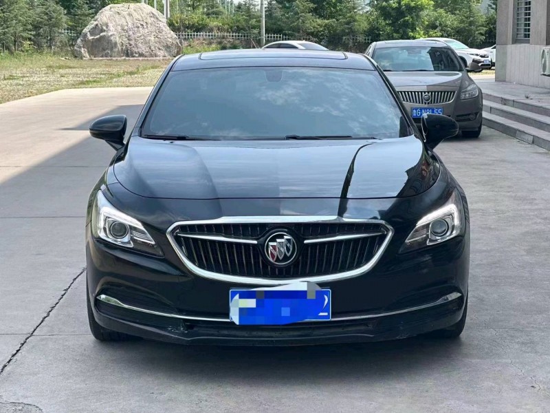 东营16年别克君越5