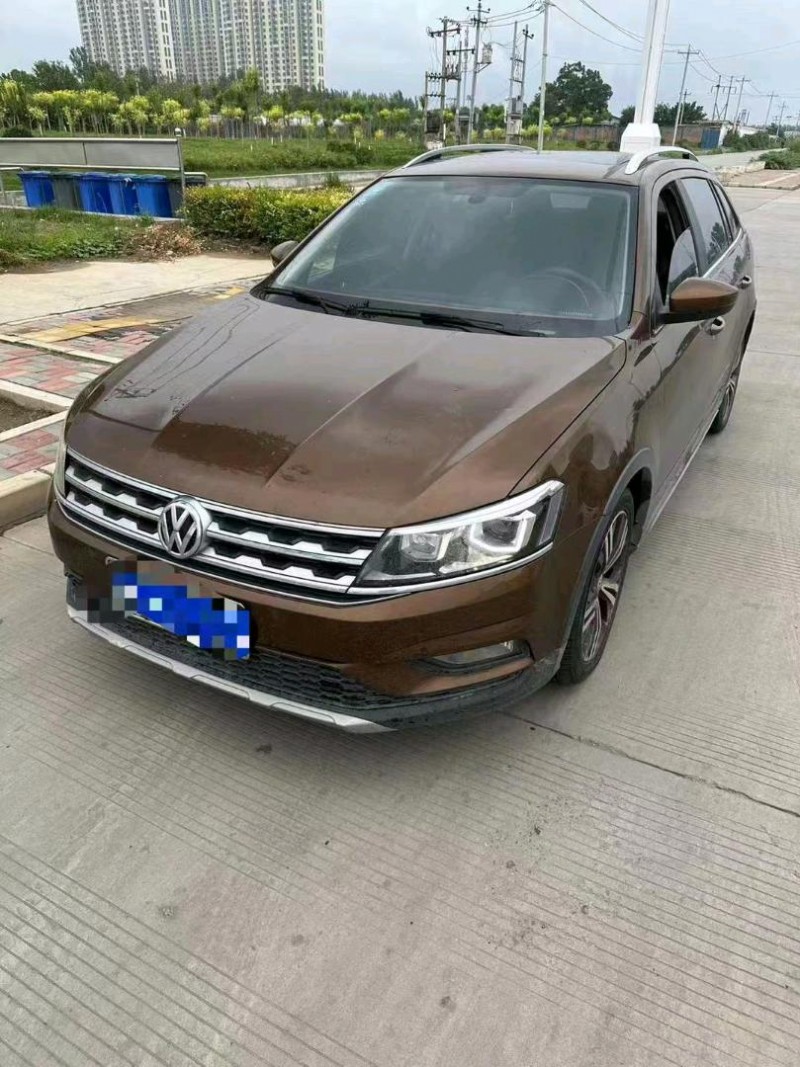 邢台17年大众朗境3