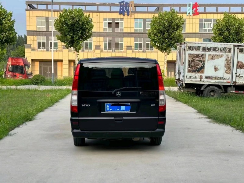 淄博13年奔驰威霆4