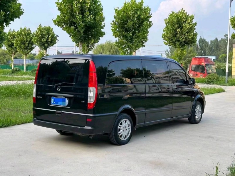 淄博13年奔驰威霆5