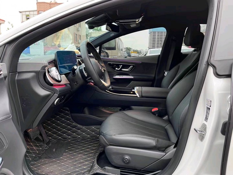 广州22年奔驰EQE6