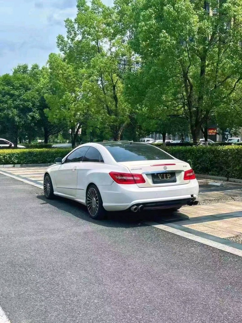 邯郸13年奔驰E6