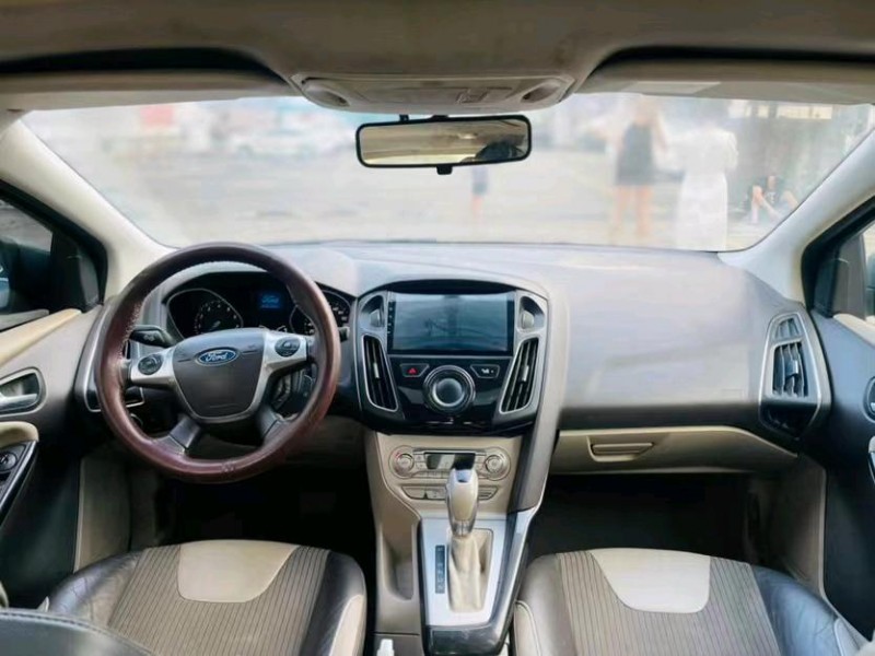 东莞12年福特福克斯5