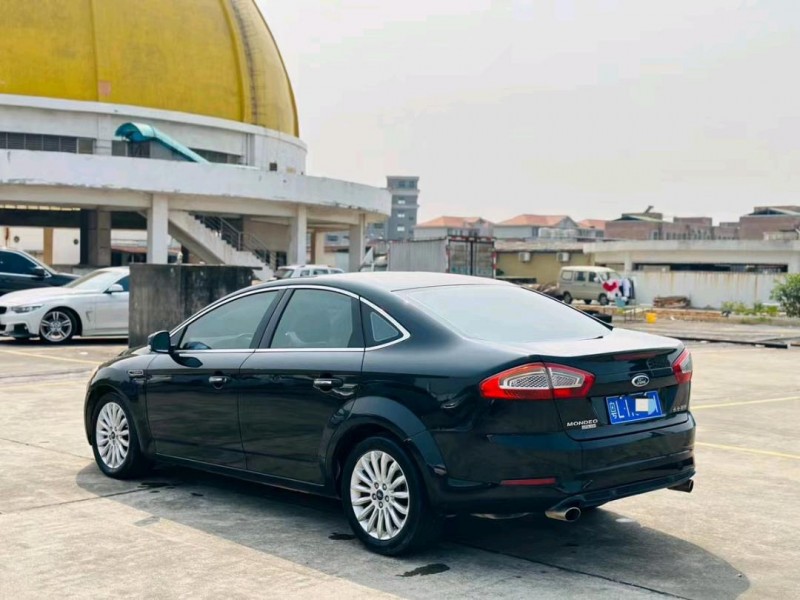 东莞12年福特蒙迪欧8