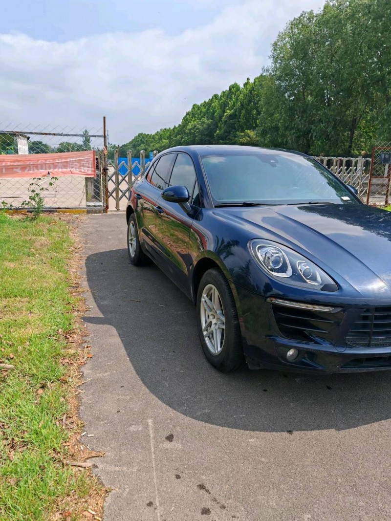 聊城17年保时捷Macan2