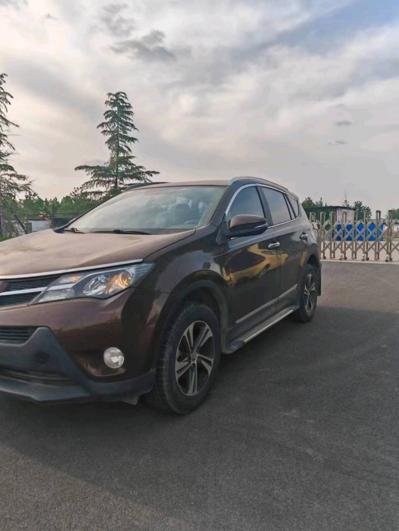 聊城15年丰田RAV4荣放3