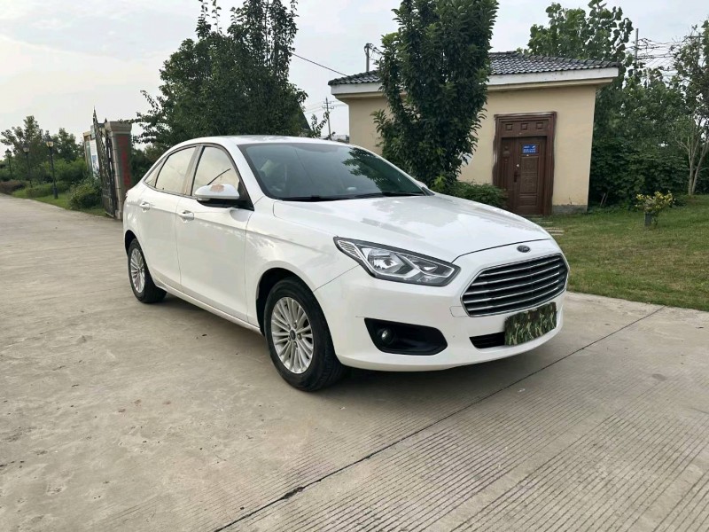 徐州17年福特福睿斯2