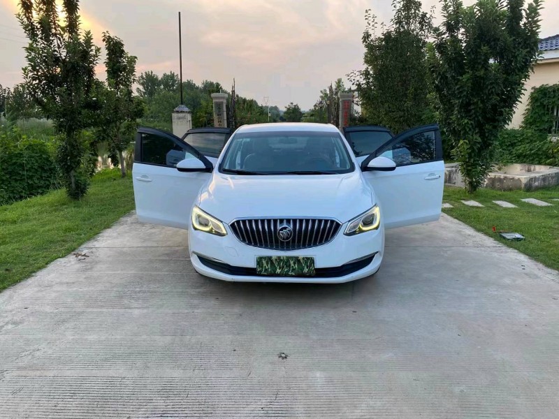 徐州17年别克英朗2