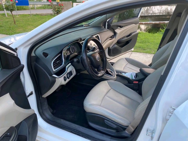 徐州17年别克英朗4