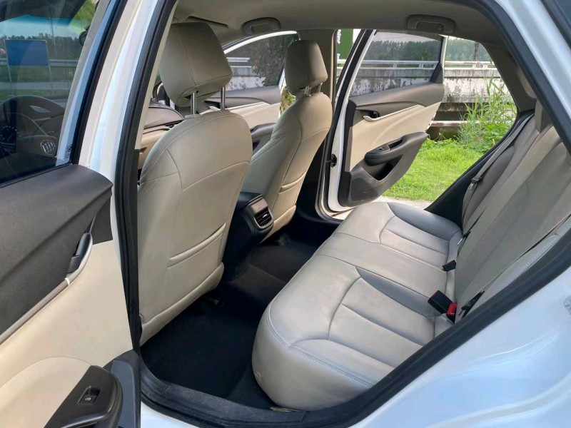 徐州17年别克英朗5