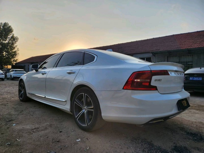 东营19年沃尔沃S907