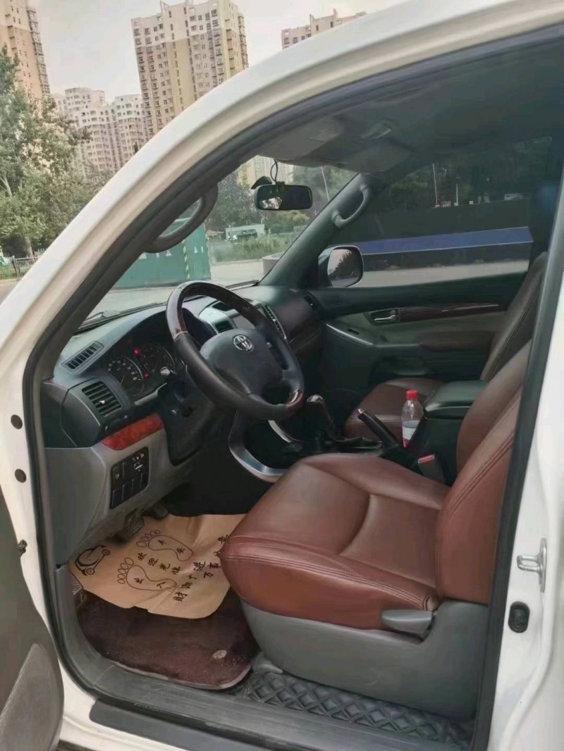 宜昌08年丰田普拉多4