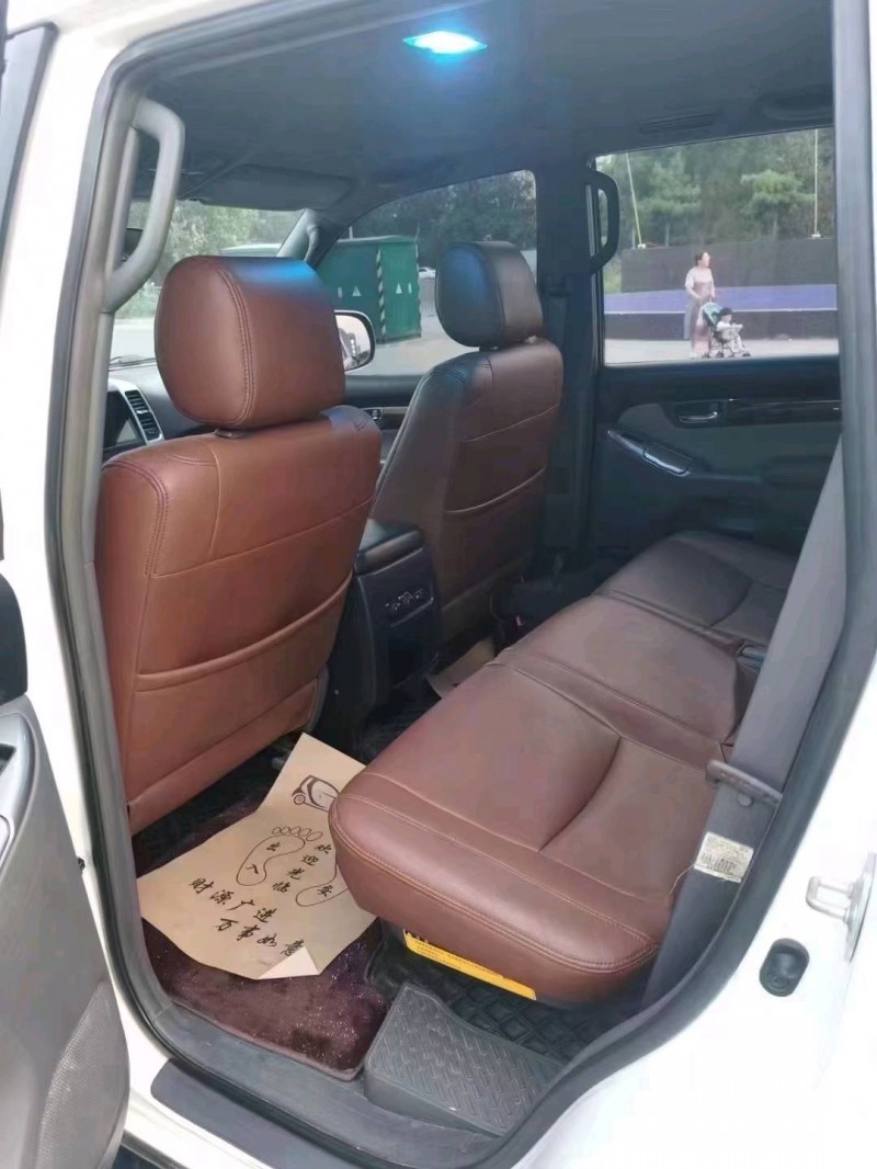 宜昌08年丰田普拉多9