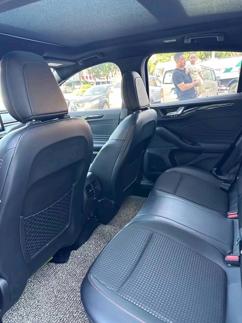 深圳21年福特福克斯5