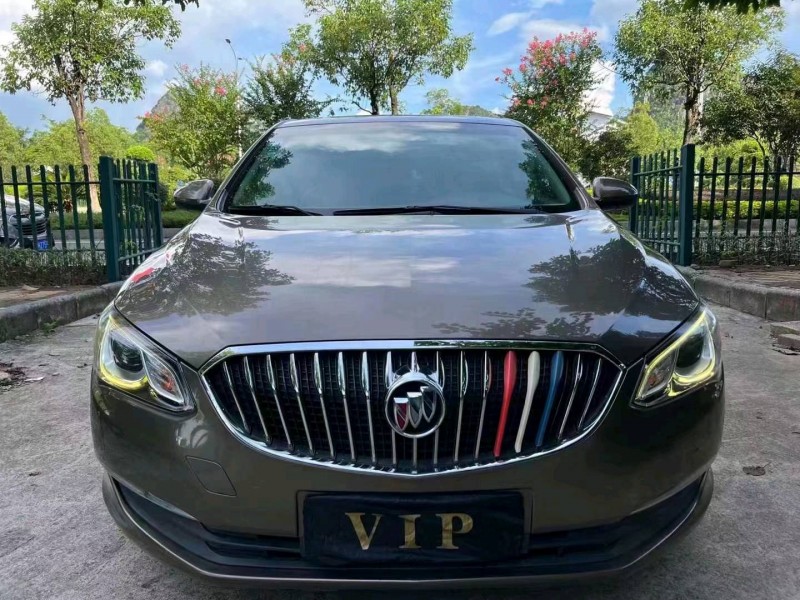 枣庄15年别克英朗1