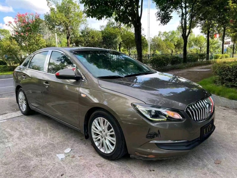 枣庄15年别克英朗2