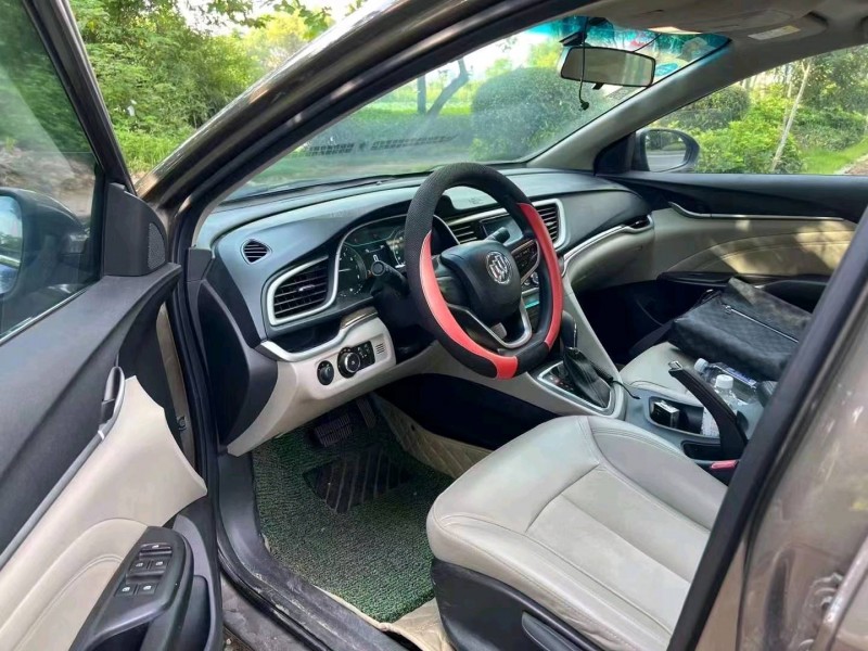 枣庄15年别克英朗7