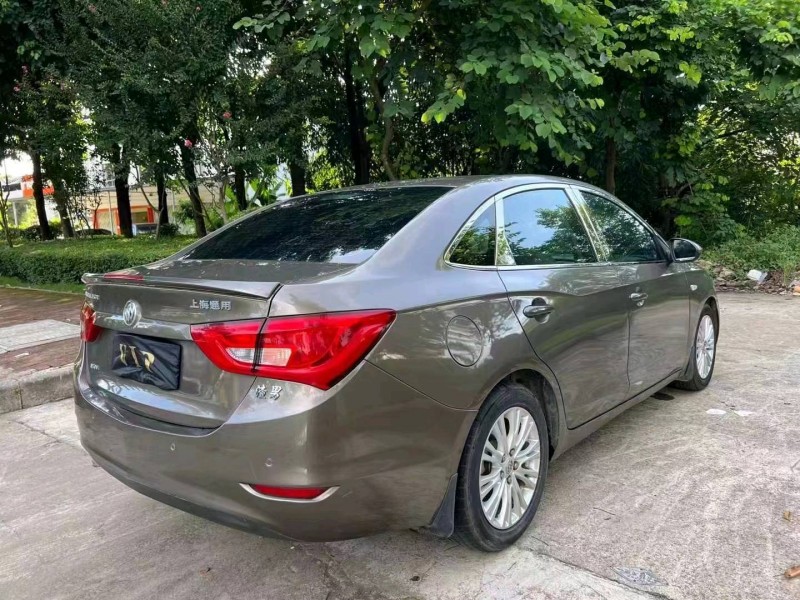 枣庄15年别克英朗9