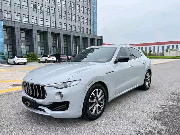 盐城18年玛莎拉蒂Levante3