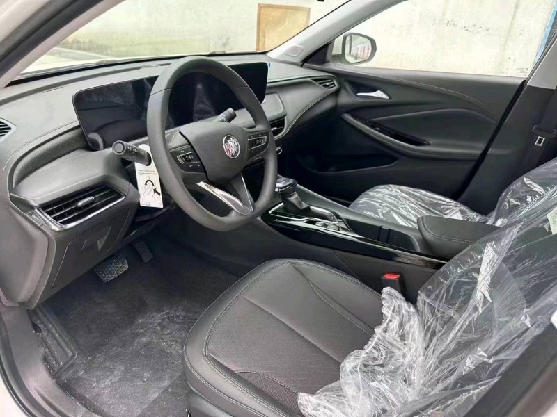 邯郸23年别克威朗5