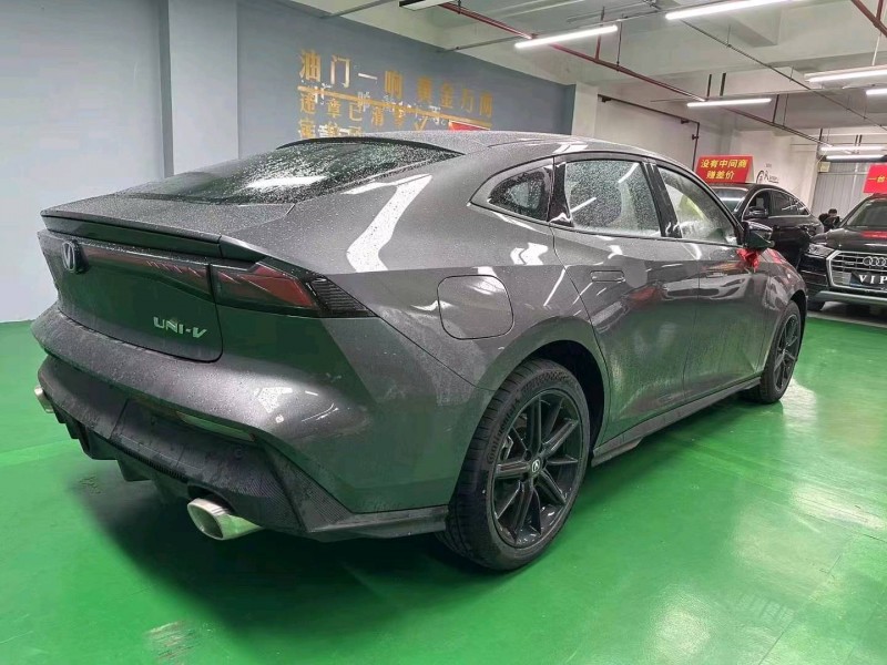 邯鄲23年長安汽車UNI-V5