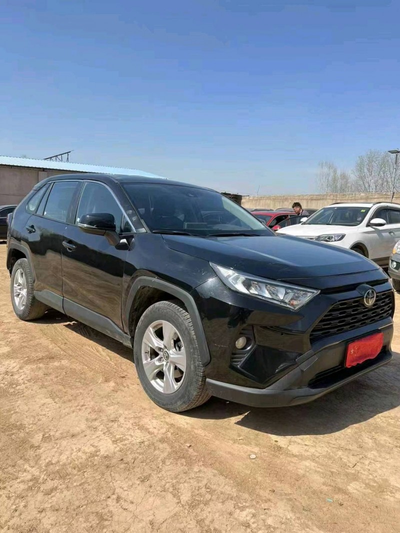 平頂山21年豐田RAV4榮放8