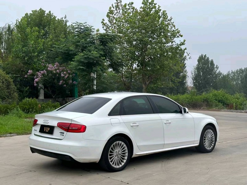 青岛15年奥迪A6L8
