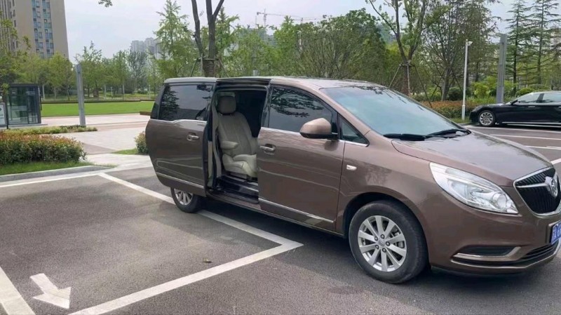 徐州19年别克GL83