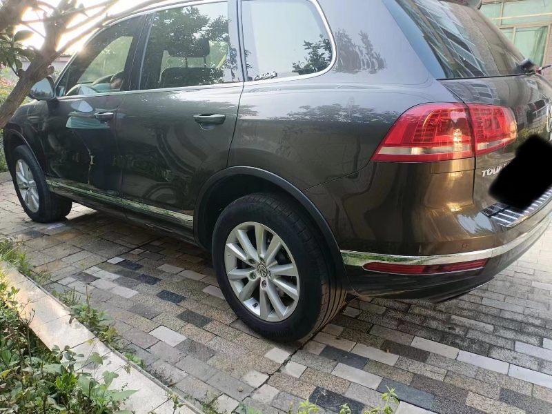 潍坊17年大众途锐3