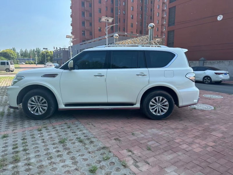 廊坊19年日产途乐3