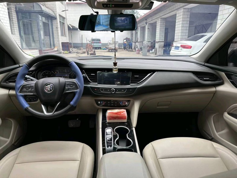 邯郸21年别克君威4