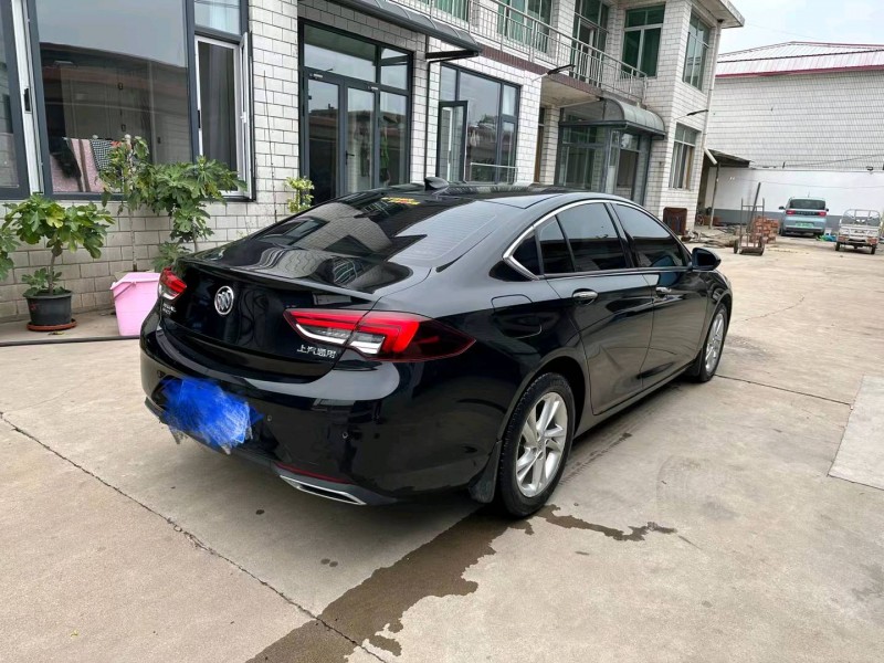 邯郸21年别克君威8